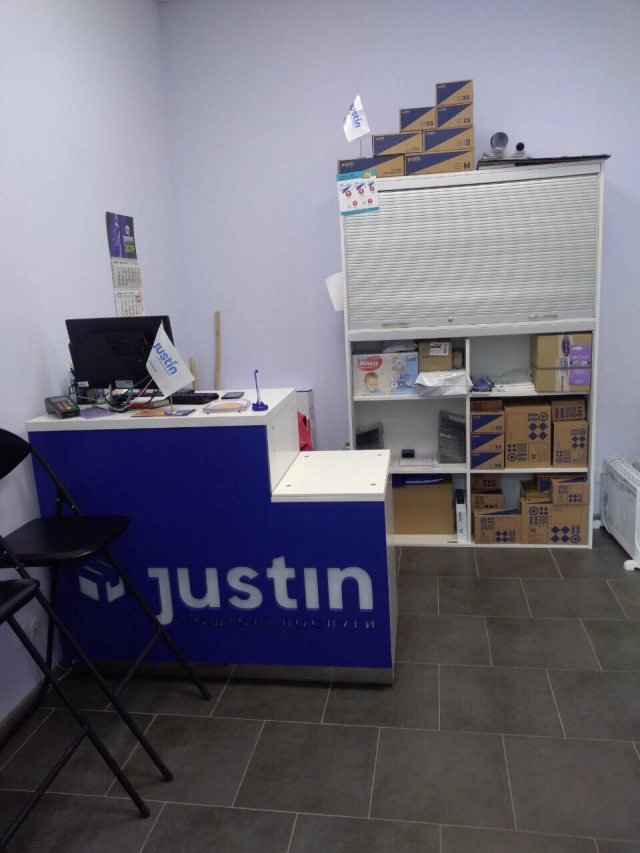 Киев, Данченка вул., 30 (Пчелка маркет) #0